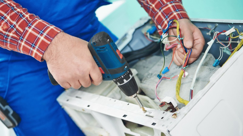 Yenimahalle Dominox Dominox çamaşır makinesi kart tamiri – Su almama arızası orijinal parça ile giderildi. - Teknik servis örneği